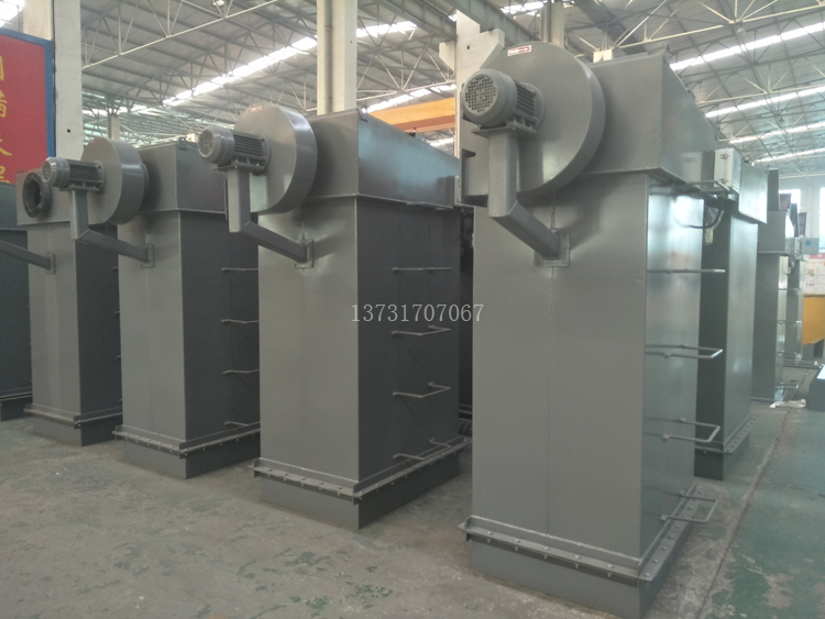 2018年最新研發(fā)15m2、25m2倉(cāng)頂布袋除塵器投放市場(chǎng)